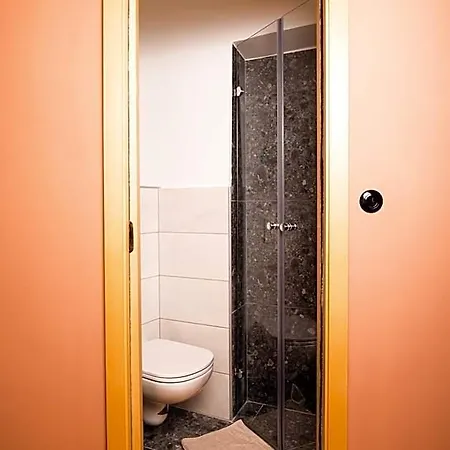Auberge de jeunesse Deznik *
