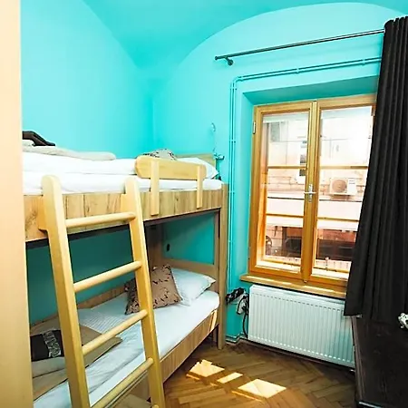 Deznik Hotel